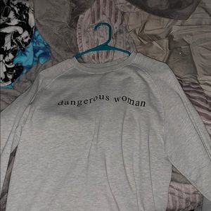 ariana grande- long sleeve pullover